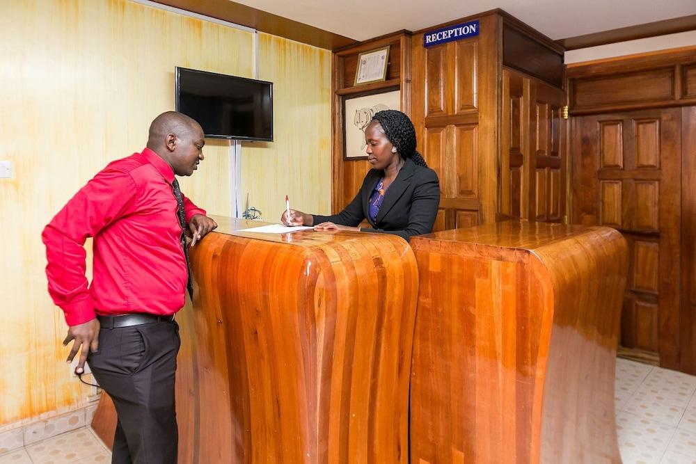 Upperhill Blueberry Hotel ไนโรบี ภายนอก รูปภาพ