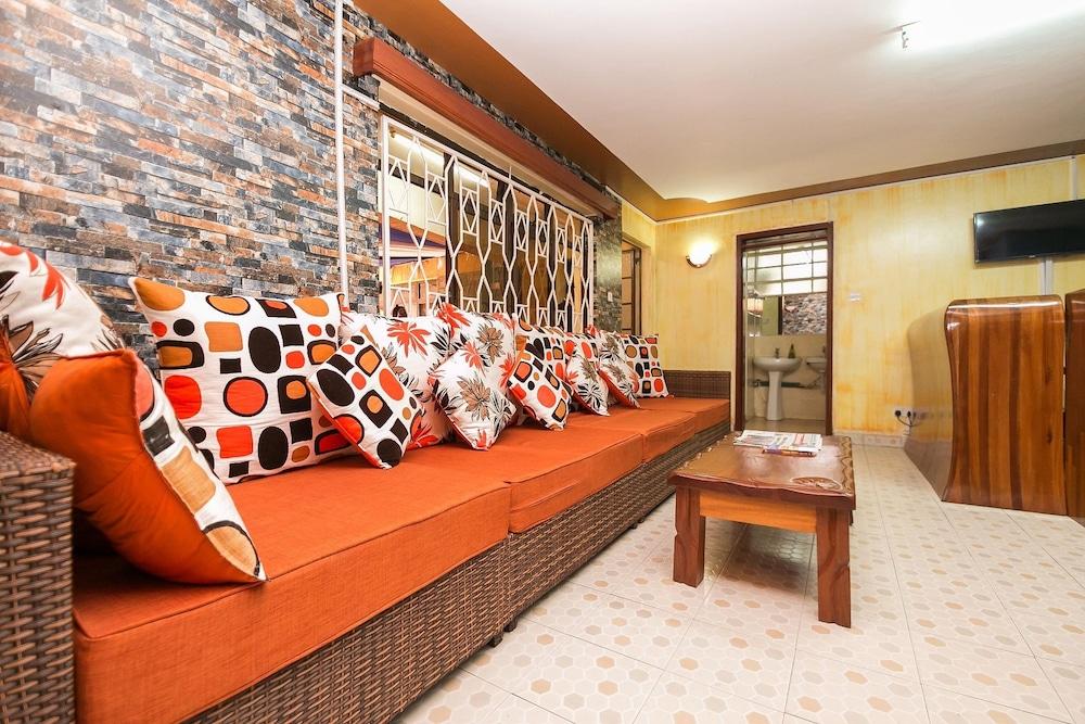 Upperhill Blueberry Hotel ไนโรบี ภายนอก รูปภาพ